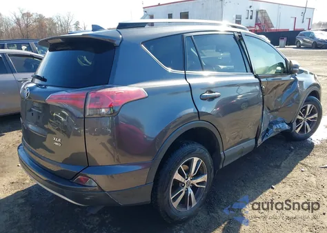 2017 Toyota Rav4 Xle из США, поврежденный, VIN JTMRFREV4HJ116614